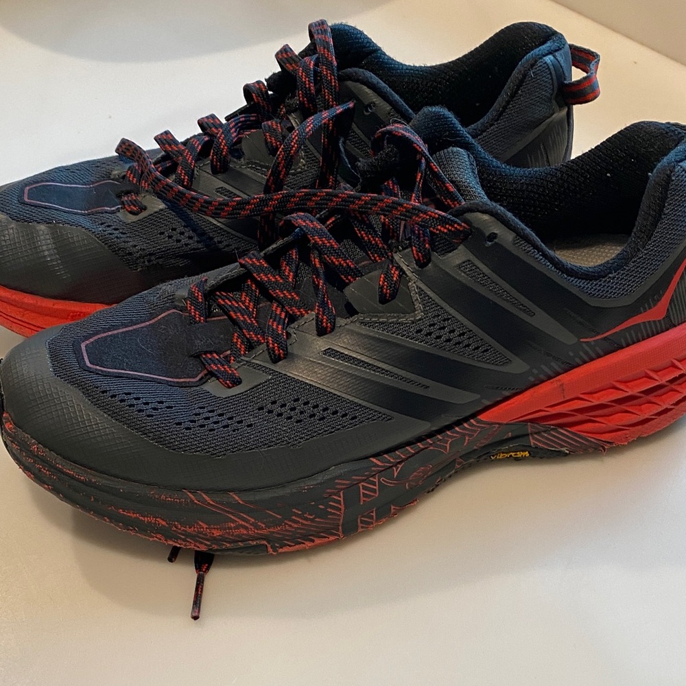 Hoka One One Speedgoat 3 women's trail running shoe sz 8.5